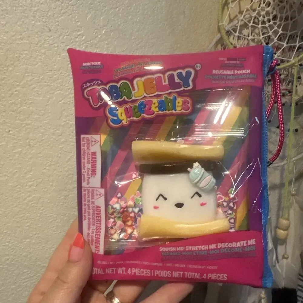 Taba Jelly Squeezable S’mores. Viral Squishy Toy Comes With Pouch. Scented
